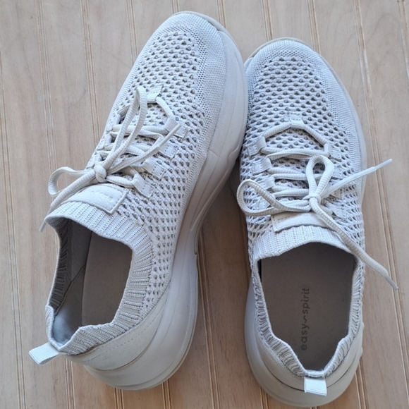 Easy Spirit Womens Power Perforated Lace Up Athletic Sneakers Casual Shoes - Picture 1 of 9
